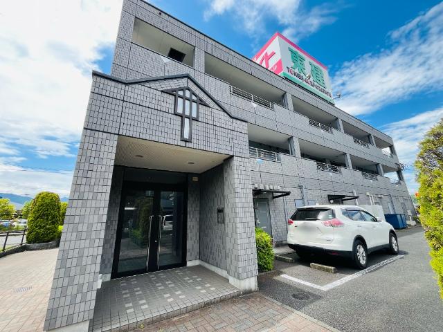 ロビー　外観写真（昼）