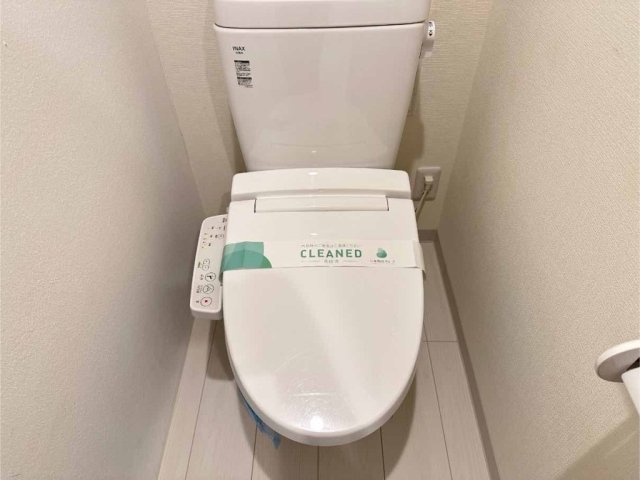 トイレ　トイレもきれいです