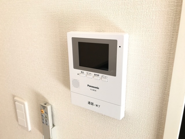 セキュリティ　カメラ付インターホン