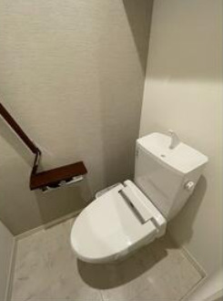 トイレ　写真は同タイプ住居です