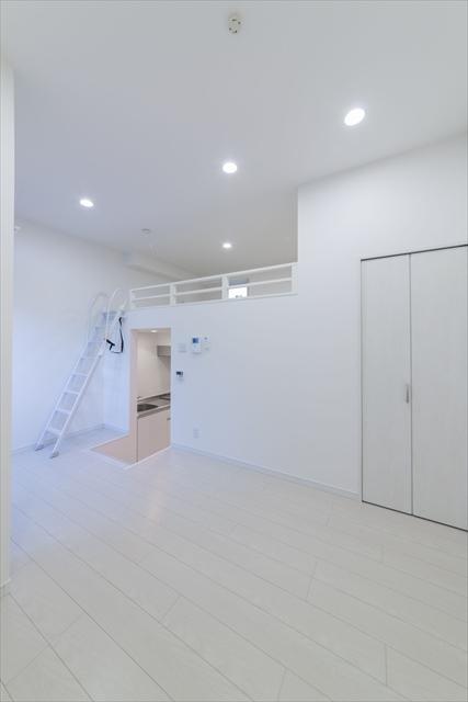 居室・リビング　開放感溢れる広々としたお部屋です♪