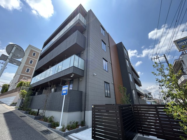 建物外観　落ち着いた雰囲気の外観です