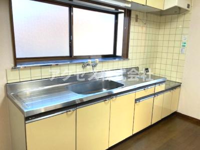 ＪＲ東海道本線 静岡駅 徒歩23分 2階建 築37年のキッチン写真