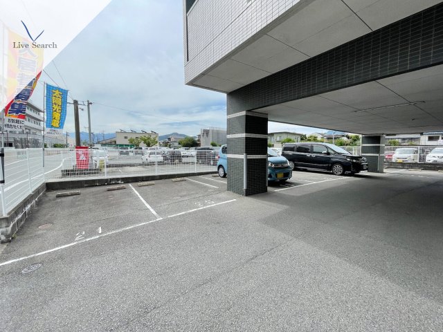 駐車場　駐車場完備です