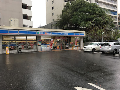 コンビニ　ローソン 中区瓦町店（コンビニ）まで88m