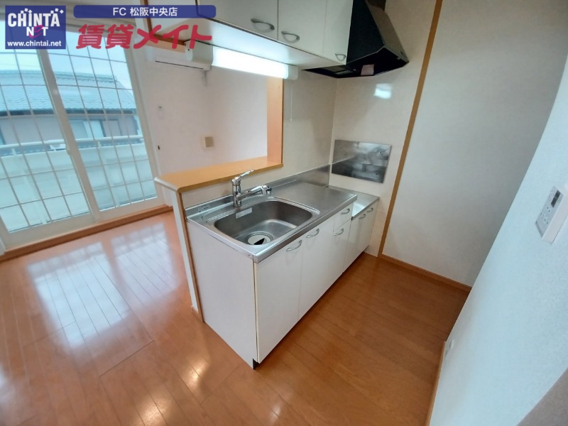 キッチン　同型参考写真