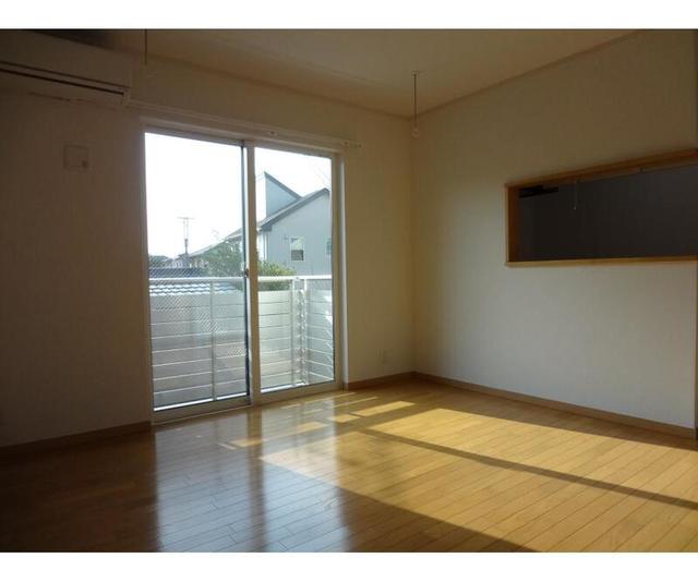 居室・リビング　きれいなお部屋