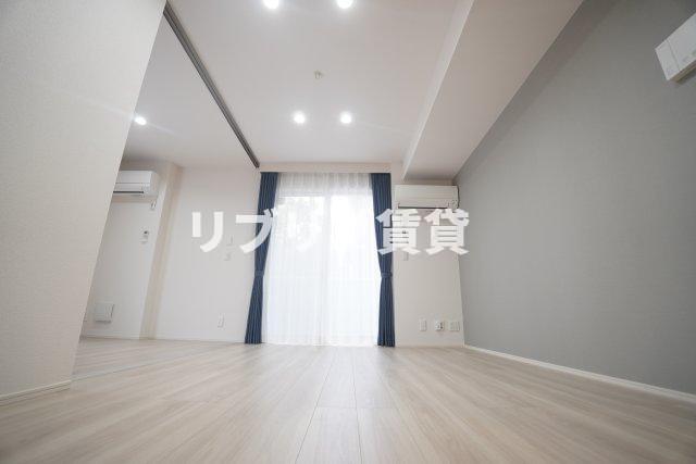 ＪＲ総武線 千葉駅 徒歩7分 3階建 築1年の居間写真