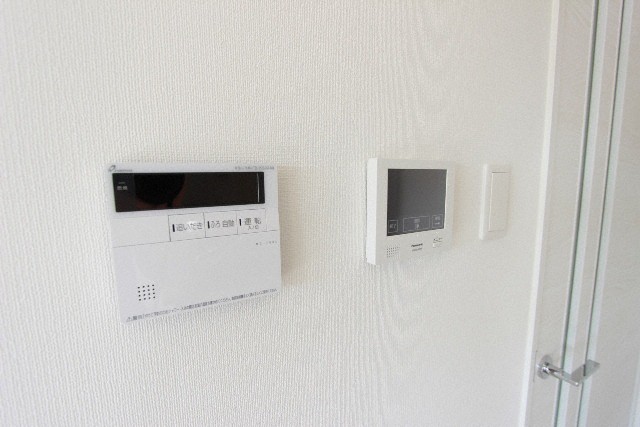 セキュリティ　来客の顔が見えて安心！TVモニターホン付きです♪