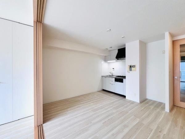 居室・リビング　※同タイプの別のお部屋です。