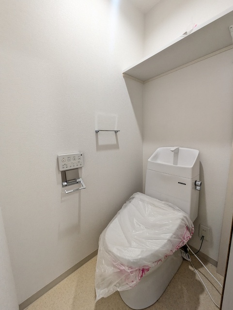 トイレ　建築中のため、一部仕様が異なる場合があります。