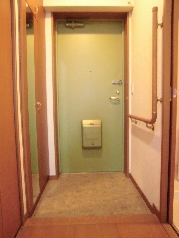 玄関　玄関