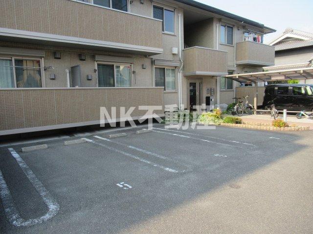 駐車場　空きはご確認ください