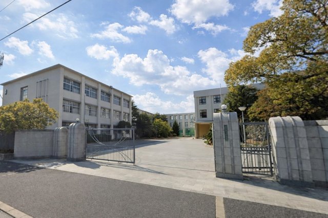 高校・高専　大阪府立四條畷高等学校（高校・高専）まで2917m