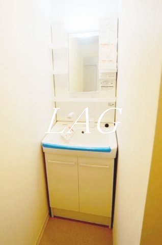洗面設備　洗面台です。