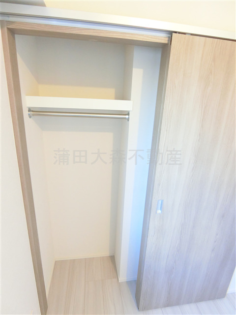 その他設備　洋室3帖の収納　クローゼット
