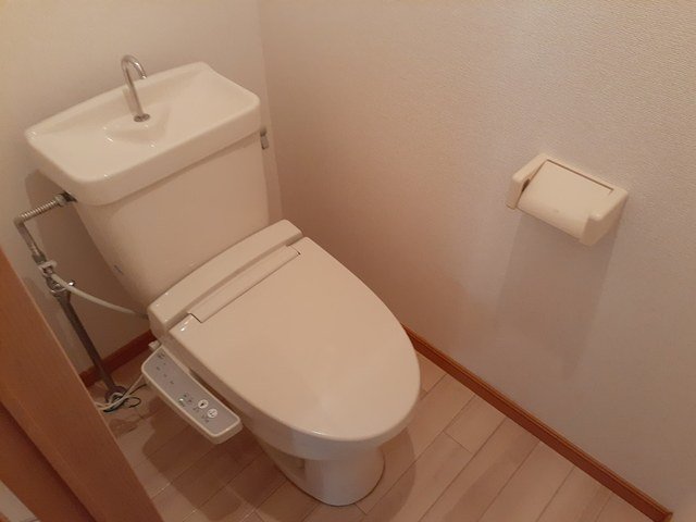 トイレ　シンプルで使いやすいトイレです