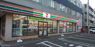 コンビニ　セブンイレブン札幌北22条店（コンビニ）まで210m