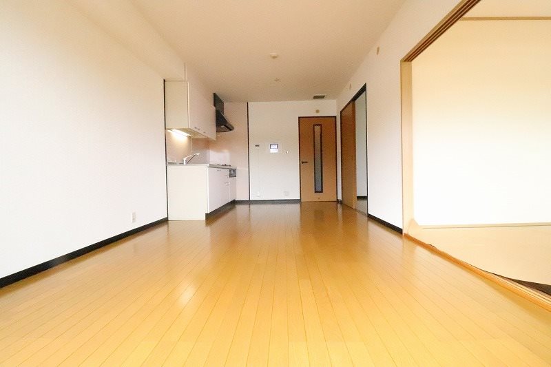 居室・リビング　退去前の為別部屋使用