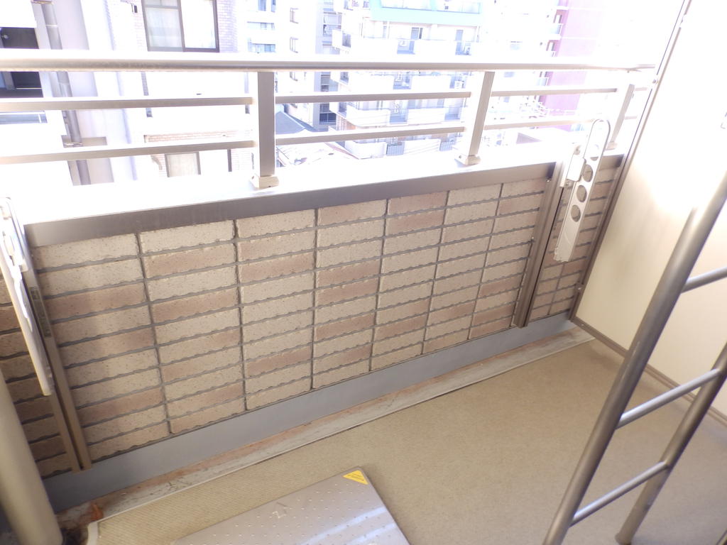 バルコニー　南向き