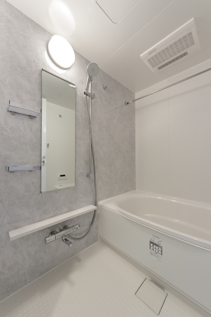 バス・シャワールーム　※写真は同タイプ住戸です。