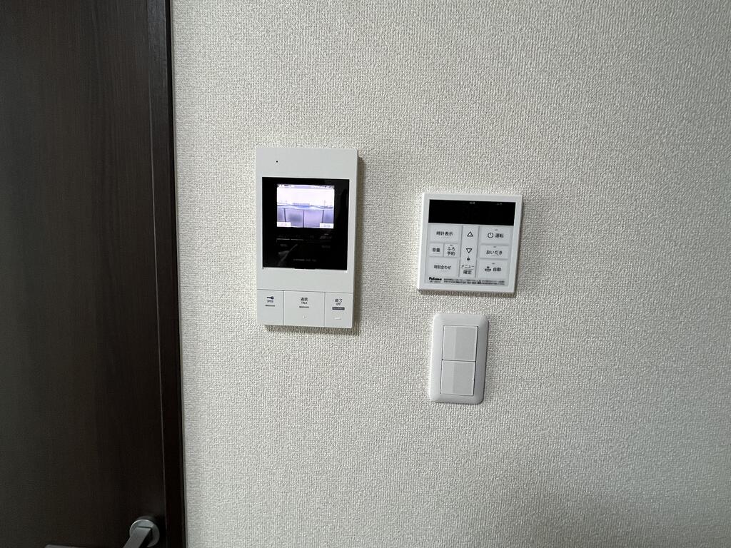 セキュリティ　※同建物の別のお部屋の写真です。