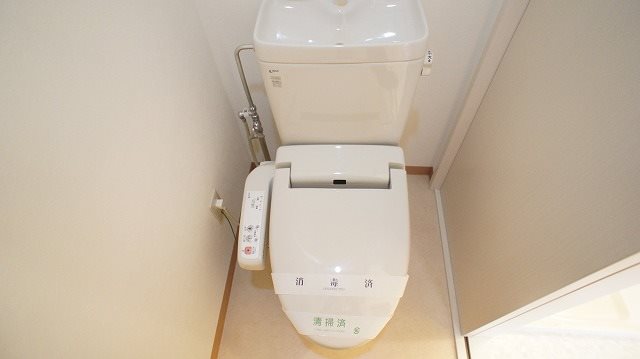 トイレ　2015年1月撮影。