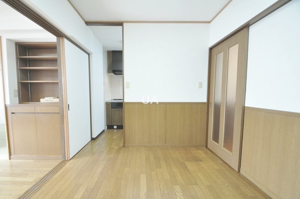 ガーデンホーム早稲田の居間写真