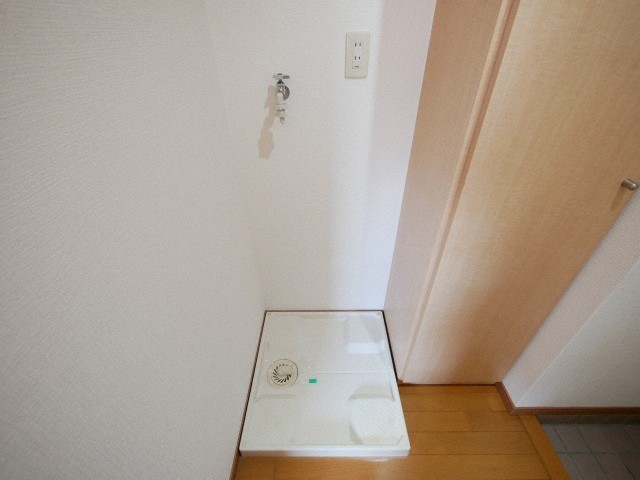 その他設備　洗濯機置場