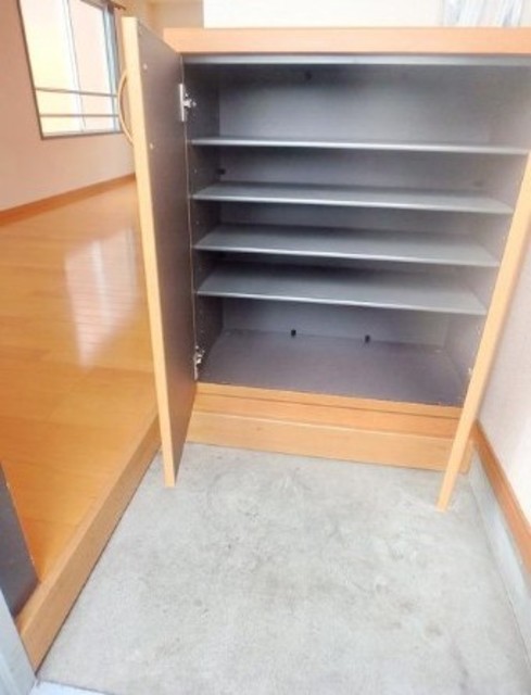 玄関　別部屋参考写真。