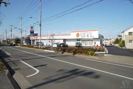 ドラックストア　ドラッグストア セキ 前沢店（ドラッグストア）まで626m