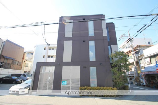 阪急神戸線 神崎川駅 徒歩4分 築17年