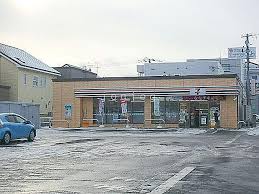 コンビニ　セブンイレブン札幌月寒東水源池通店（コンビニ）まで120m