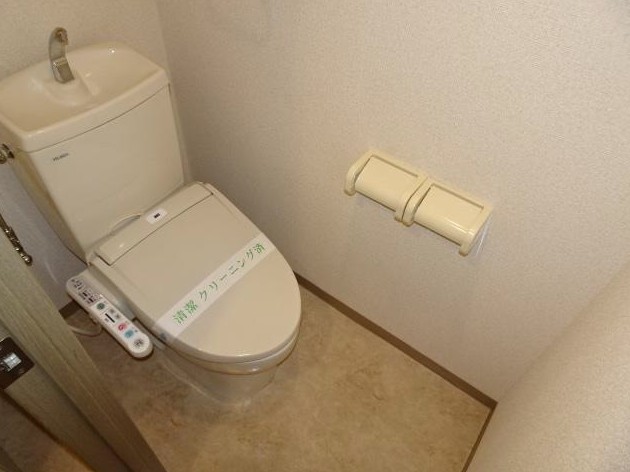 トイレ　ウォシュレット付