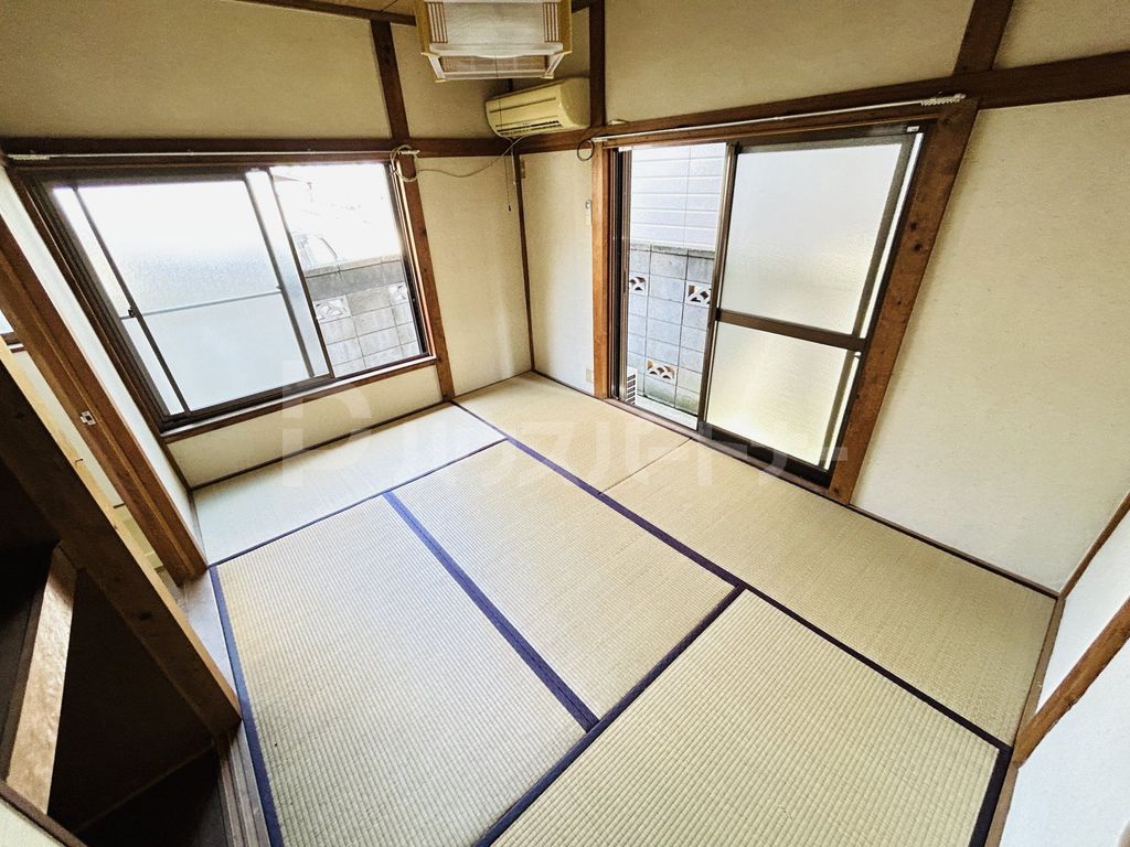 武内荘の居間写真