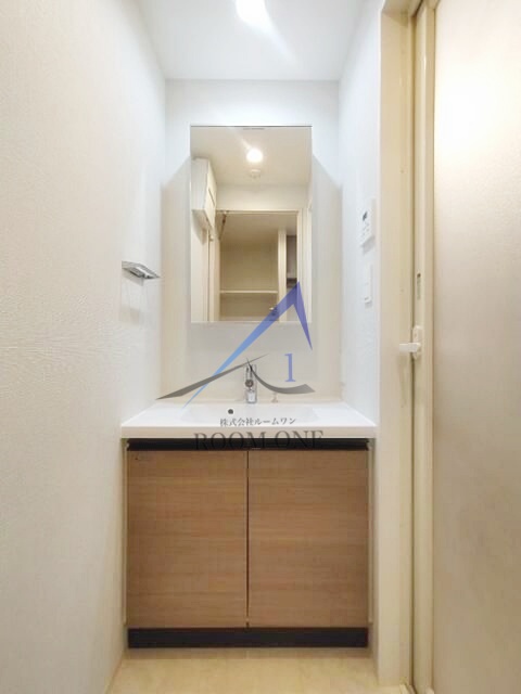 洗面設備　洗面台です。