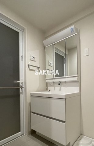 洗面設備　忙しい朝には欠かせない洗面所です♪