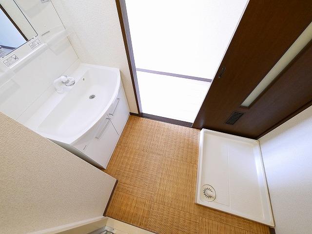 洗面設備　広い洗面スペース