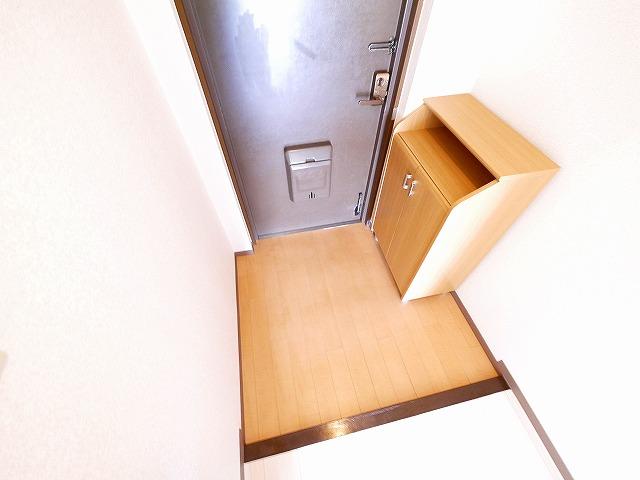 玄関　明るい玄関です