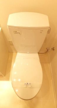 京成押上線 押上駅 徒歩12分 12階建 築20年のトイレ写真