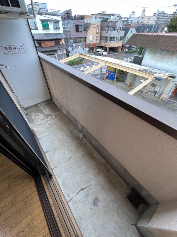 バルコニー　※他部屋参考写真