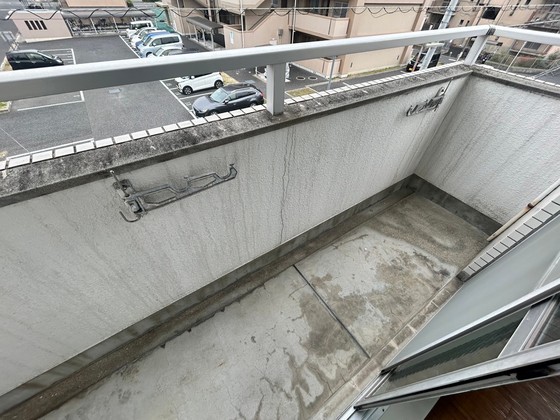 バルコニー　※別号室の写真です。