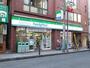 コンビニ　ファミリーマート日吉駅前店（コンビニ）まで235m