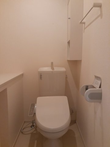 トイレ　トイレもきれいです
