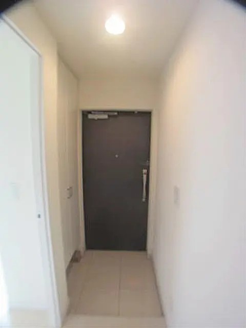 玄関　玄関※反転部屋参考写真
