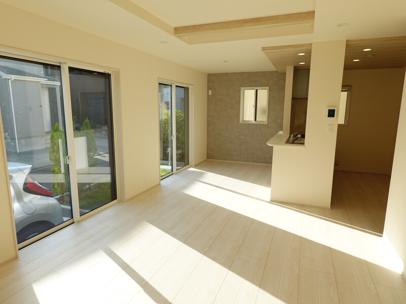 BLOOMING MAISON 相模原市中央区上矢部2丁目の居間写真