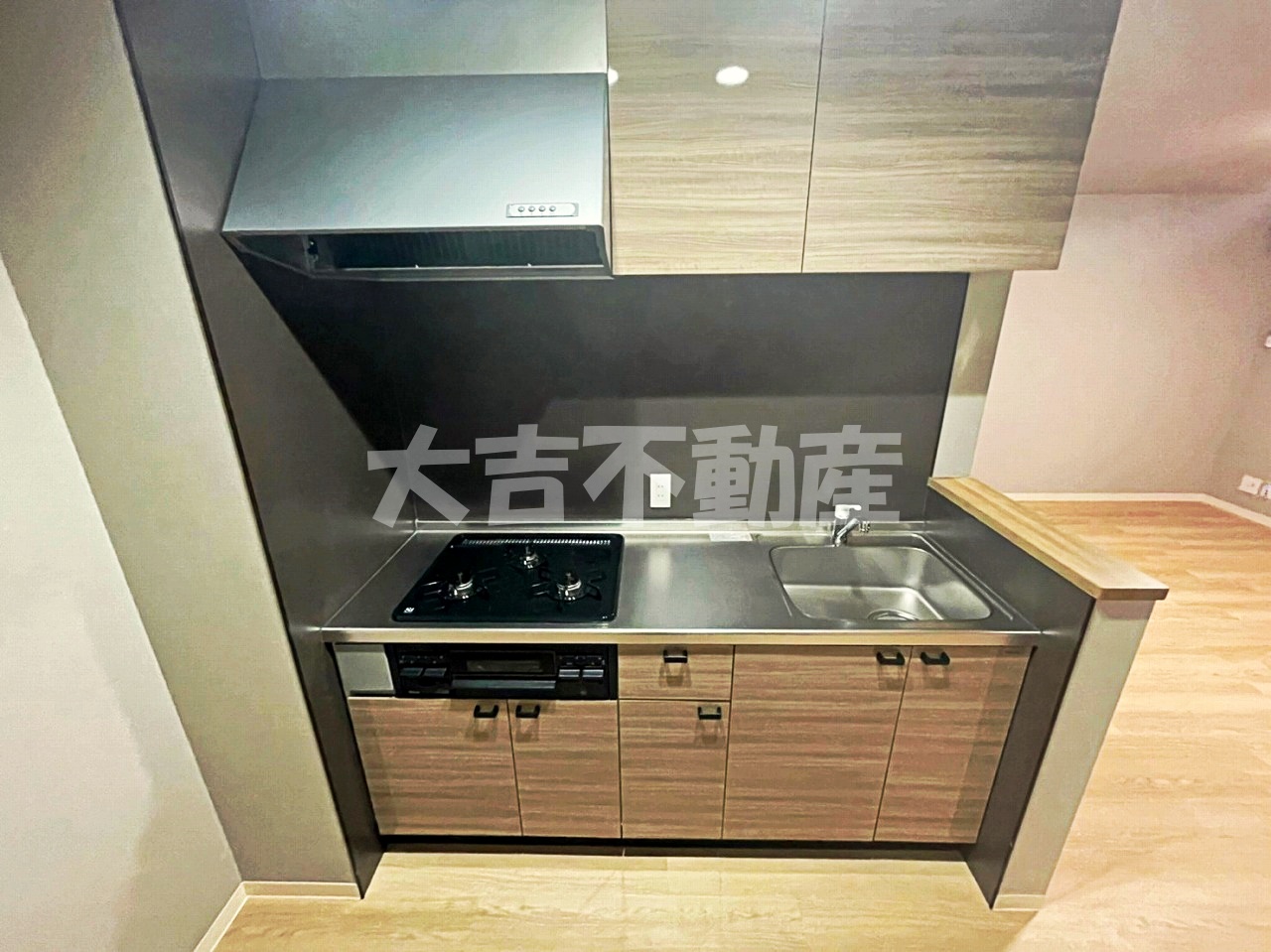 キッチン　※別部屋の写真です