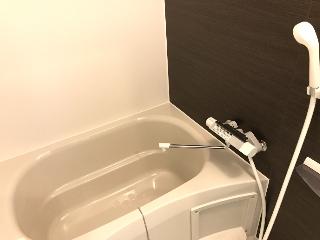 バス・シャワールーム　お風呂です