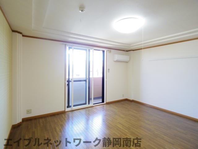 その他部屋・スペース　内装は落ち着いています
