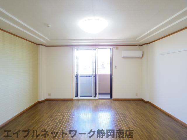 その他　おしゃれなリビングです